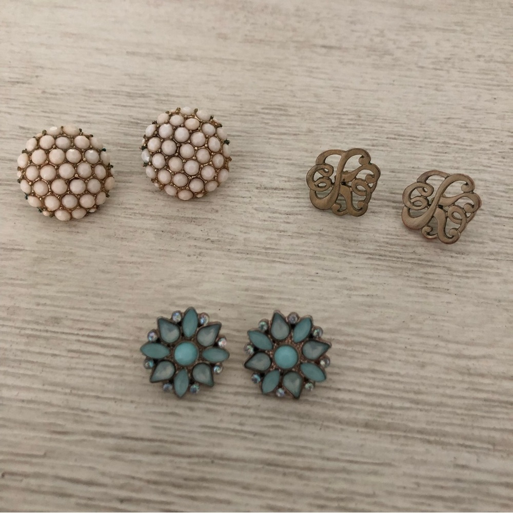 Fashion stone pearl gold tone post stud earrings- set of 3